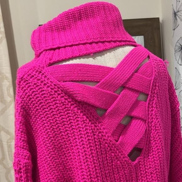 Skies are blue S - Picture 2 of 2